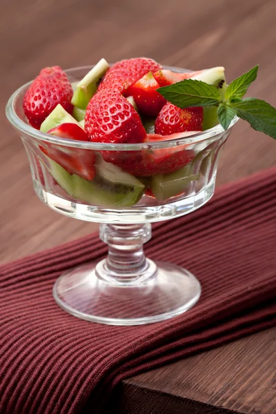 Kiwi and strawberry — Stock Photo, Image