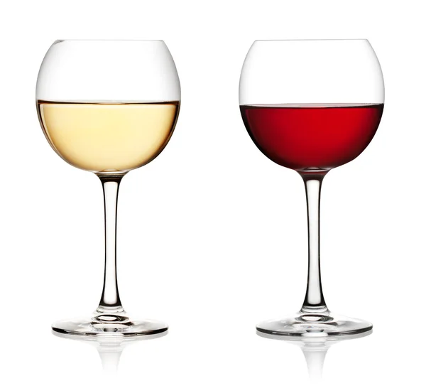 赤ワインと白ワインのグラス — ストック写真