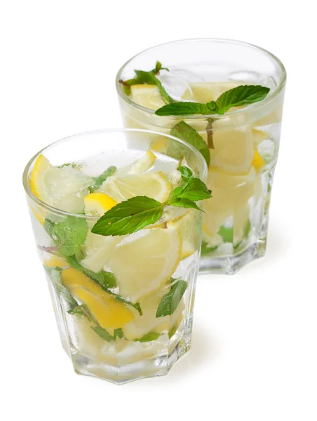 Soğuk taze limonata — Stok fotoğraf