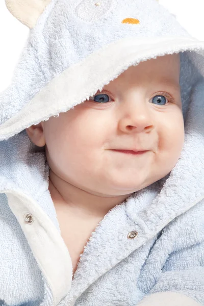 Portrait d'un enfant joyeux en peignoir bleu — Photo