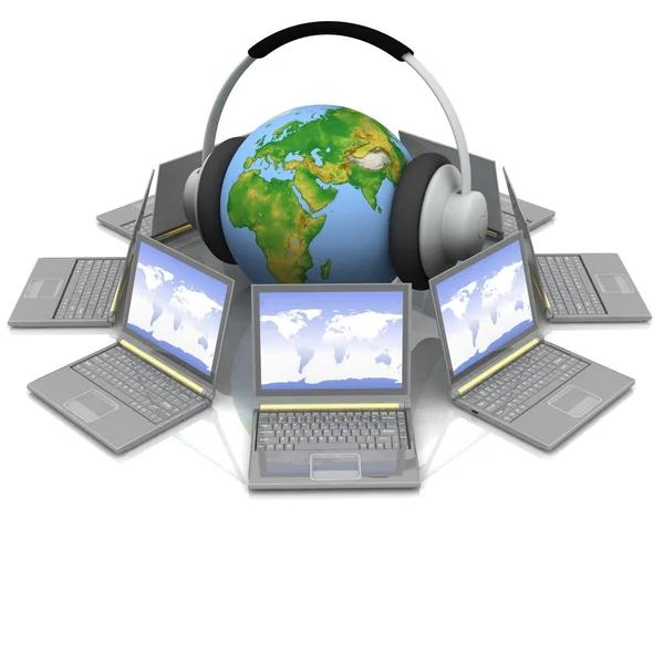 Globus in Headsets in der Mitte Laptops — Stockfoto