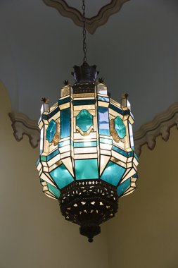 Tiffany lambası