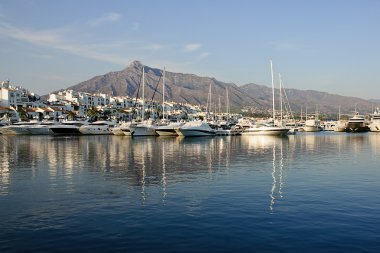 Puerto Banus clipart