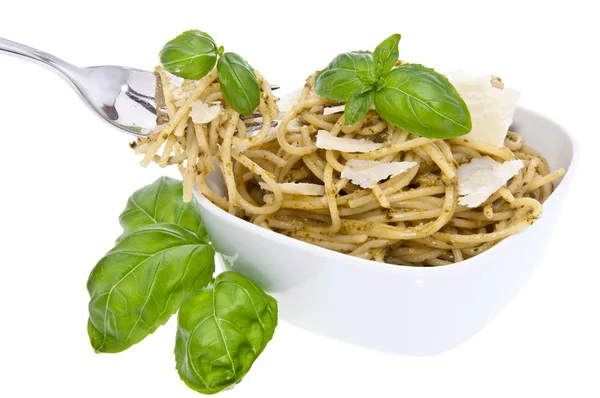 Spaghetti with pesto (clipping paths) — Stock Photo, Image
