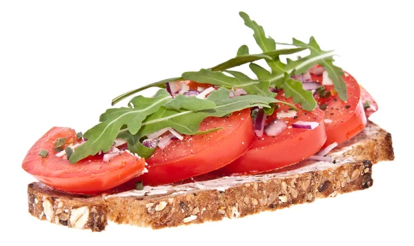 Pomidor wegetariańska chleb na białym tle — Zdjęcie stockowe