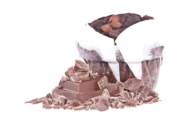 Бурый кекс с кусочками шоколада — стоковое фото