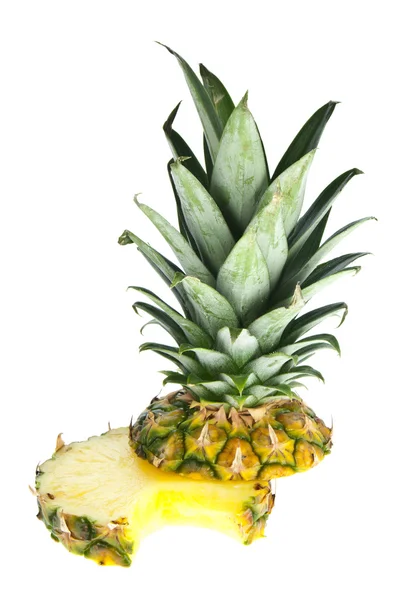 Apróra vágott ananásszal — Stock Fotó