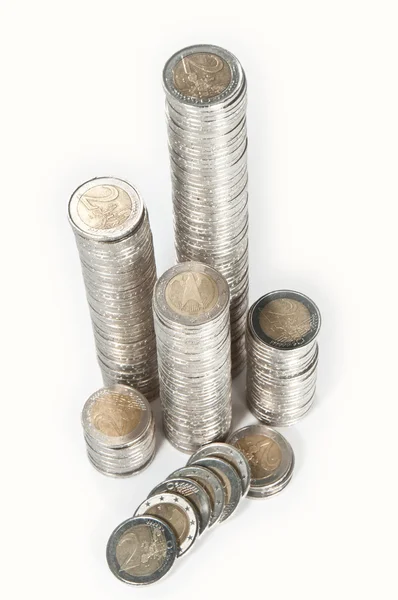 Monete da 2 Euro su sfondo bianco — Foto Stock