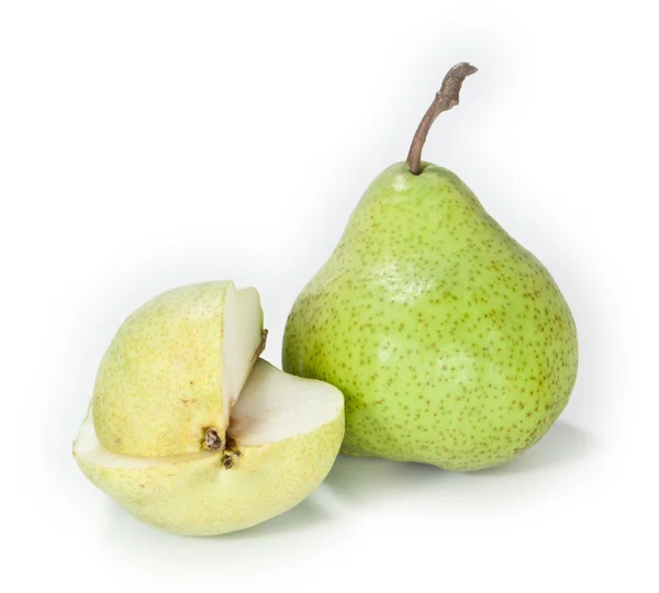 Chopped and complete pear — Stock Photo, Image