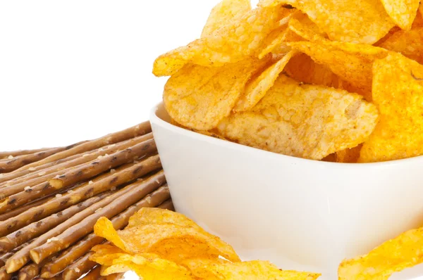 Chips och Saltsticks (med urklippsbana) — Stockfoto