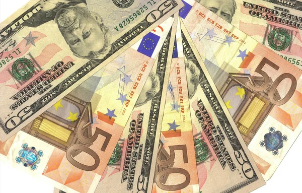 Fourchette de dollars américains et de billets en euros — Photo