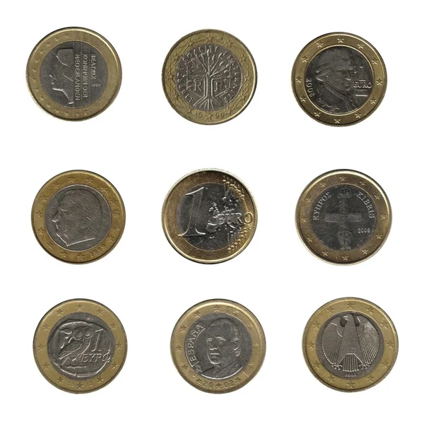 Nueve monedas de un euro de diferentes naciones —  Fotos de Stock