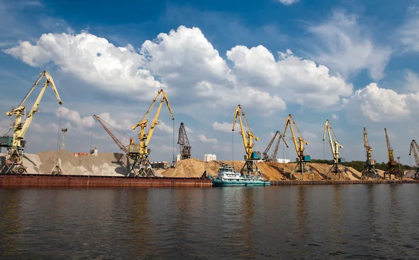 Stock image Cranes downloaded sand barge