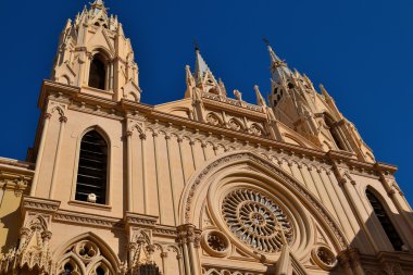 şehir merkezinde bir kilise malaga