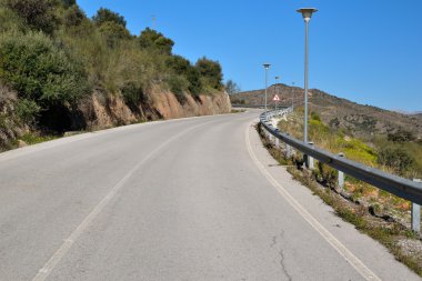 Malaga yolların dağlık bir bölgede eğrileri
