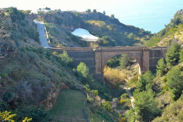 nerja köprü bölgesi