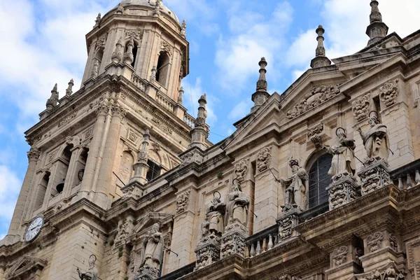 Spanska katedralen i staden av jaen — Stockfoto