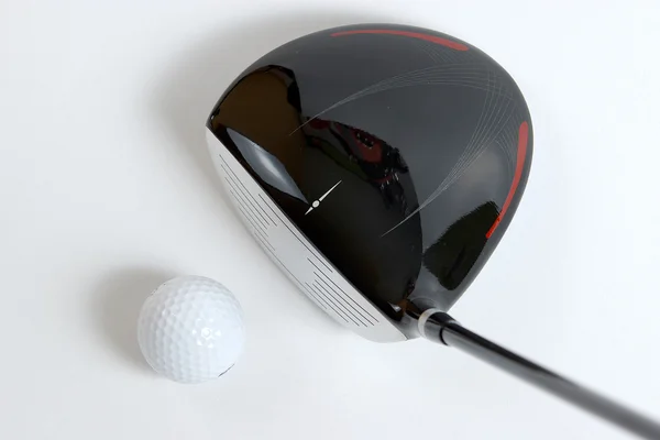 Golfball mit Golfschläger — Stockfoto