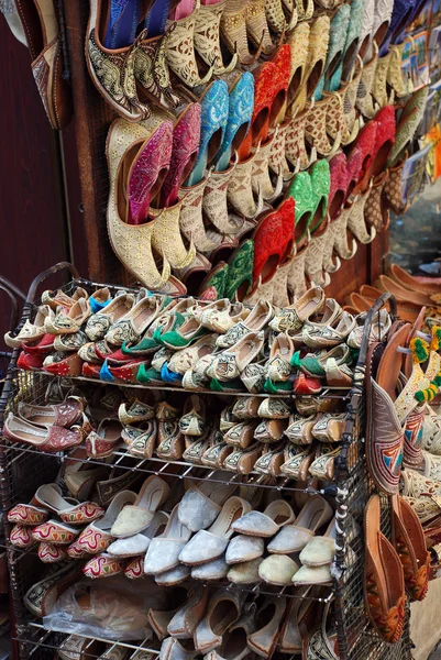 shoes on a market — 圖庫照片