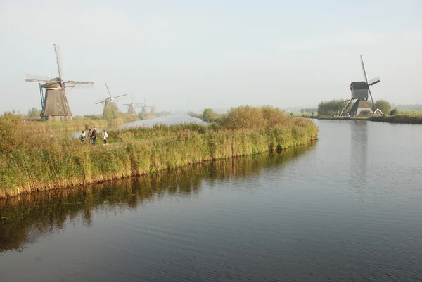 Väderkvarnar — Stockfoto