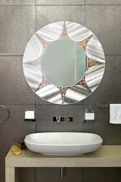 Funkelnde Badezimmerwand — Stockfoto
