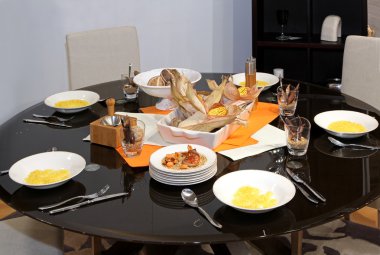 Festival yemek tablo