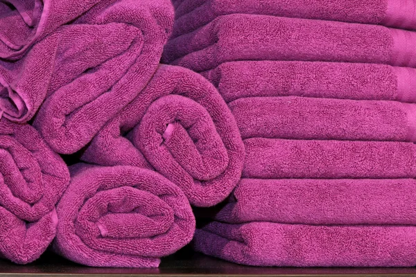 Purple towels — Stock Photo, Image