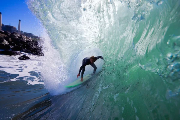 Surfeur sur Blue Ocean Wave — Photo