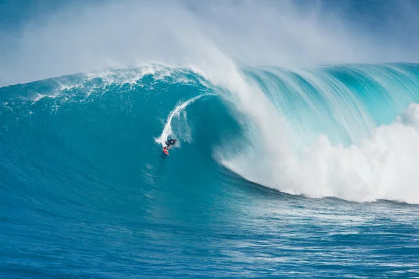 MAUI, HI - 13 MARS : Billy Kemper, surfeur professionnel — Photo