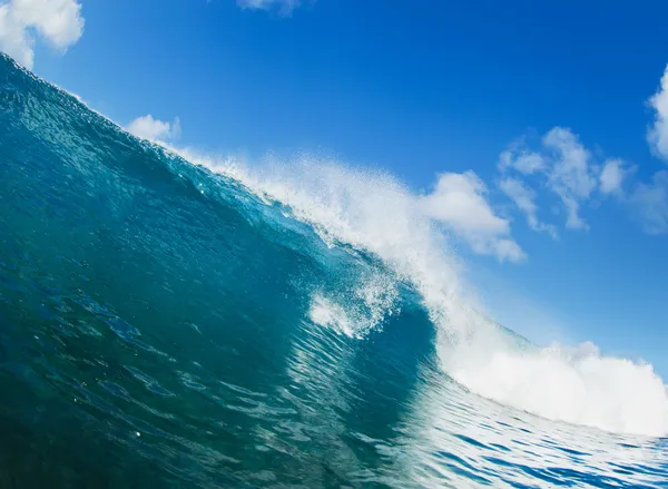 Blue Ocean Wave, Вид из воды — стоковое фото