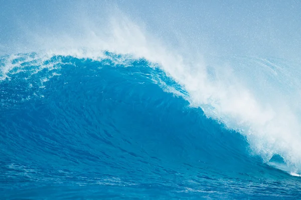 Hermosa ola azul del océano —  Fotos de Stock