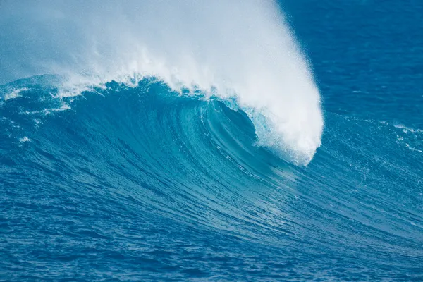 Blå havsvåg — Stockfoto