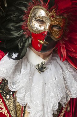 Venedik Karnavalı maskesi