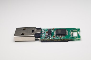 elektronik parçalar bir usb bellek