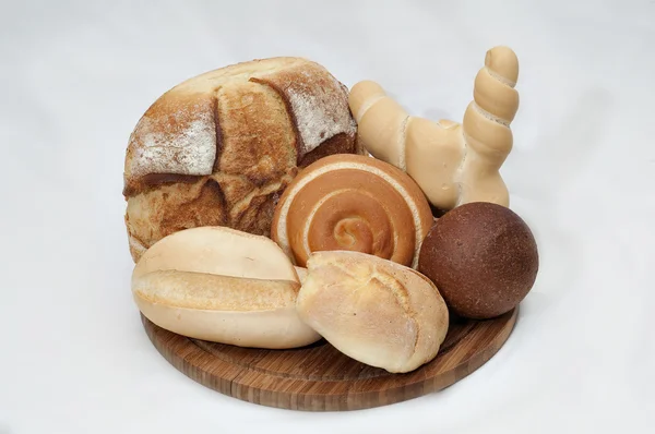 Diverse forme e varietà di pane — Foto Stock