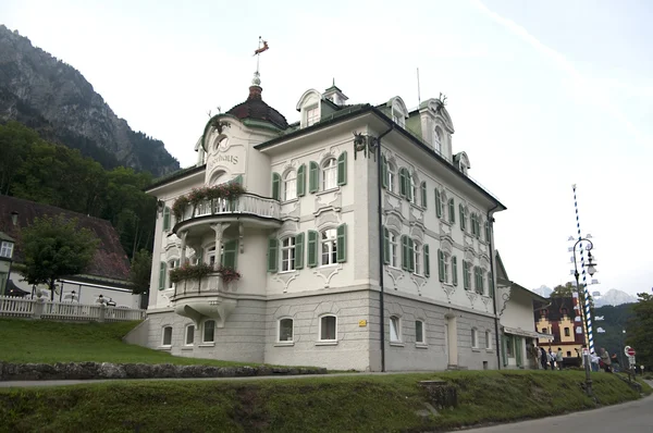Das Haus in den Alpen — Stockfoto