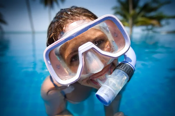 Woman in a swim mask — Stock Photo, Image