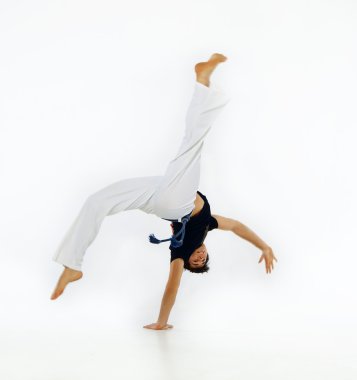 adam nişanlı capoeira