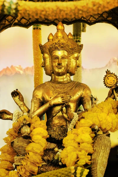 Old golden statue of Shiva in the East — Stock Photo, Image