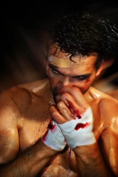 Sexy boxeador en movimiento — Foto de Stock
