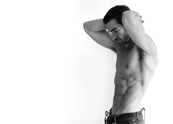Sexy hombre sin camisa — Foto de Stock
