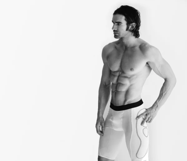 Shirtless mannelijke model — Stockfoto