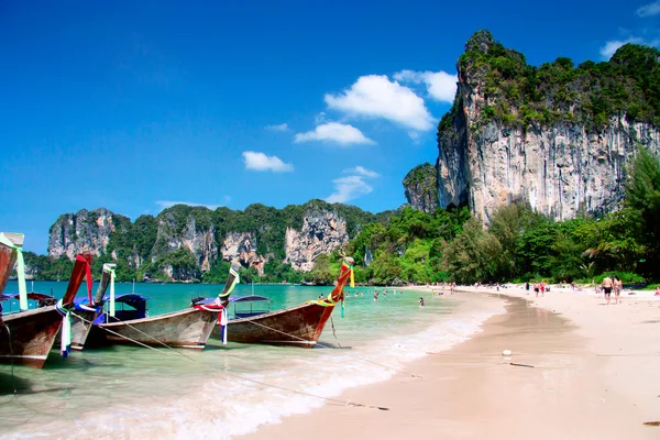 Tropikalna plaża, andaman morze, Tajlandia — Zdjęcie stockowe
