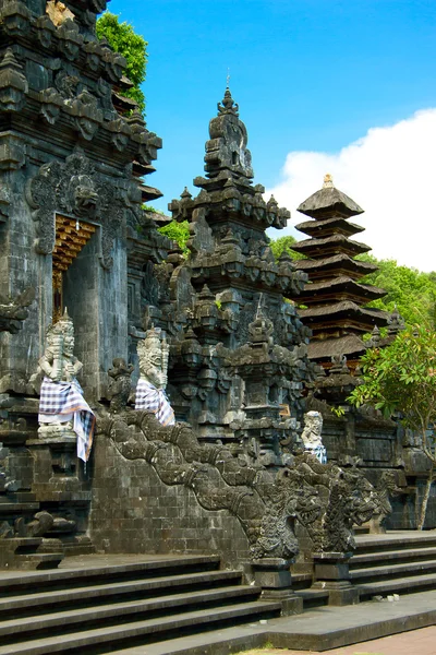 Bat temple goa lawah, bali, Indonesien — Stockfoto
