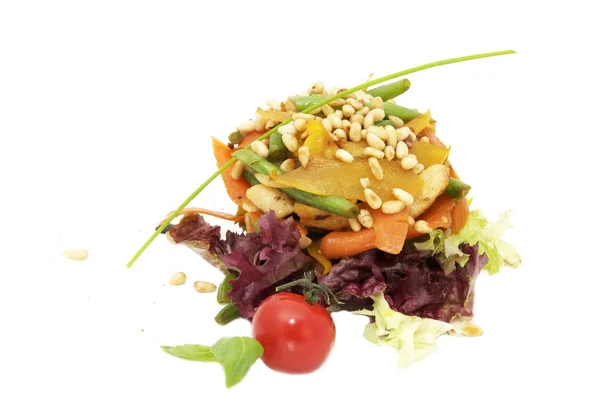 Un'insalata di asparagi e verde — Foto Stock