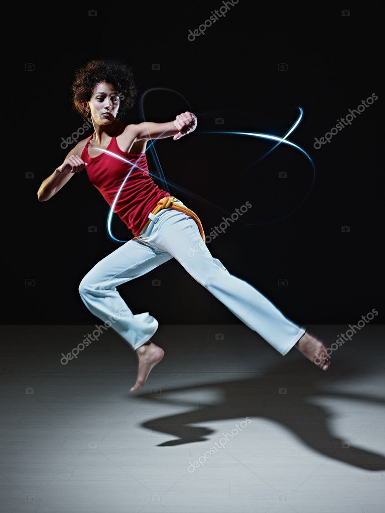 Girl Capoeira Dancer Posing Stock Photo - Image of motion, muscle