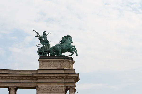 La plaza de los Héroes en Budapest. Fragmento —  Fotos de Stock