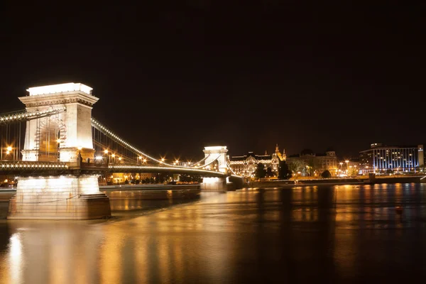 stock image The Chain Bridge in Budapest in the evening.