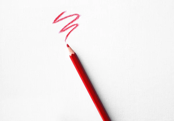 Червоний олівець — стокове фото