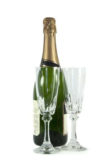 Champanhe de garrafa com dois copos — Fotografia de Stock